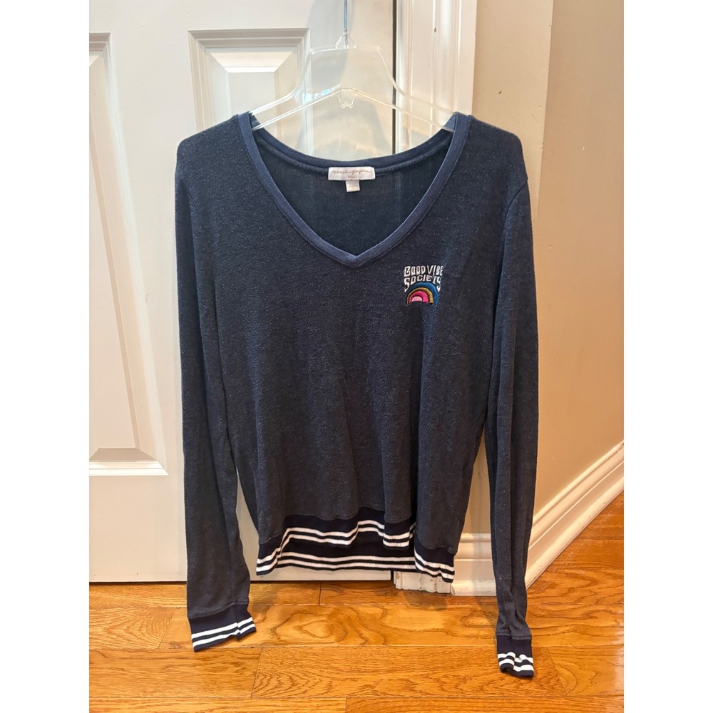 Spiritual Gangster Navy Good Vibe Society Rainbow V-Neck Pullover Top Small